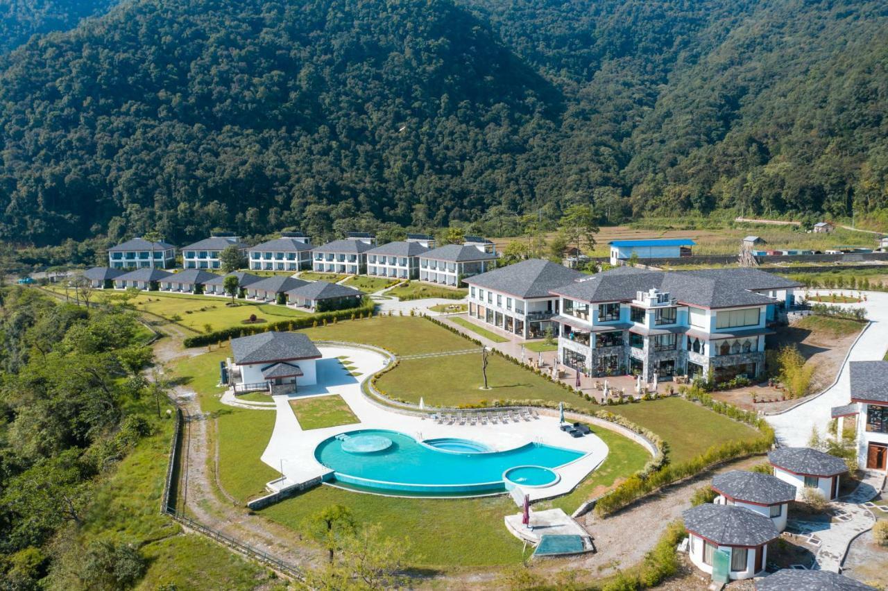 Mountain Glory Forest Resort Pokhara Bagian luar foto